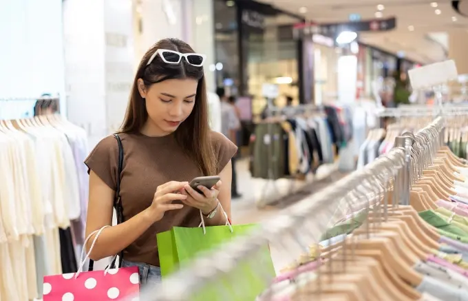 Com consumidores cada vez mais exigentes, pesquisa da CDL Caxias apresenta perfil entre compras físicas e online