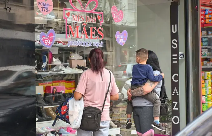 Para o Dia das Mães, consumidores caxienses ampliam intenção de compra e ticket médio cresce 3,9%