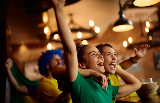Quando o futebol vira emoção coletiva? Psicóloga explica os efeitos da Copa na mente dos torcedores
