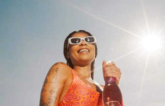 Vinícola Aurora lança campanha de verão ‘Só dá Aurora’