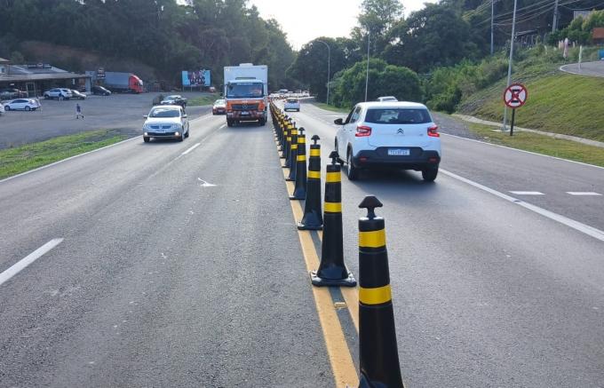 CSG instala balizadores para evitar cruzamento em locais proibidos 