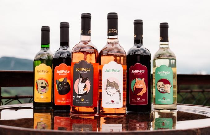 No Dia Nacional dos Animais, conheça a linha de vinhos JoliPets, que homenageia os amigos de quatro patas