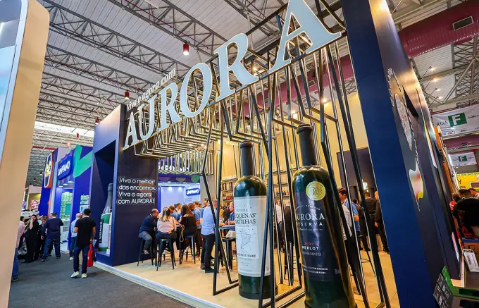 Vinícola Aurora intensifica presença em feiras e festas em 2025