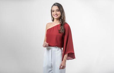 Letícia Comin da Silva é a representante das entidades do comércio no concurso da 35ª Festa Nacional da Uva